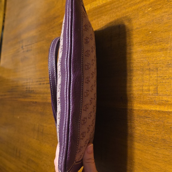 Dooney & Bourke Vintage purple logo canvas and dark purple shoulder bag - Picture 6 of 16